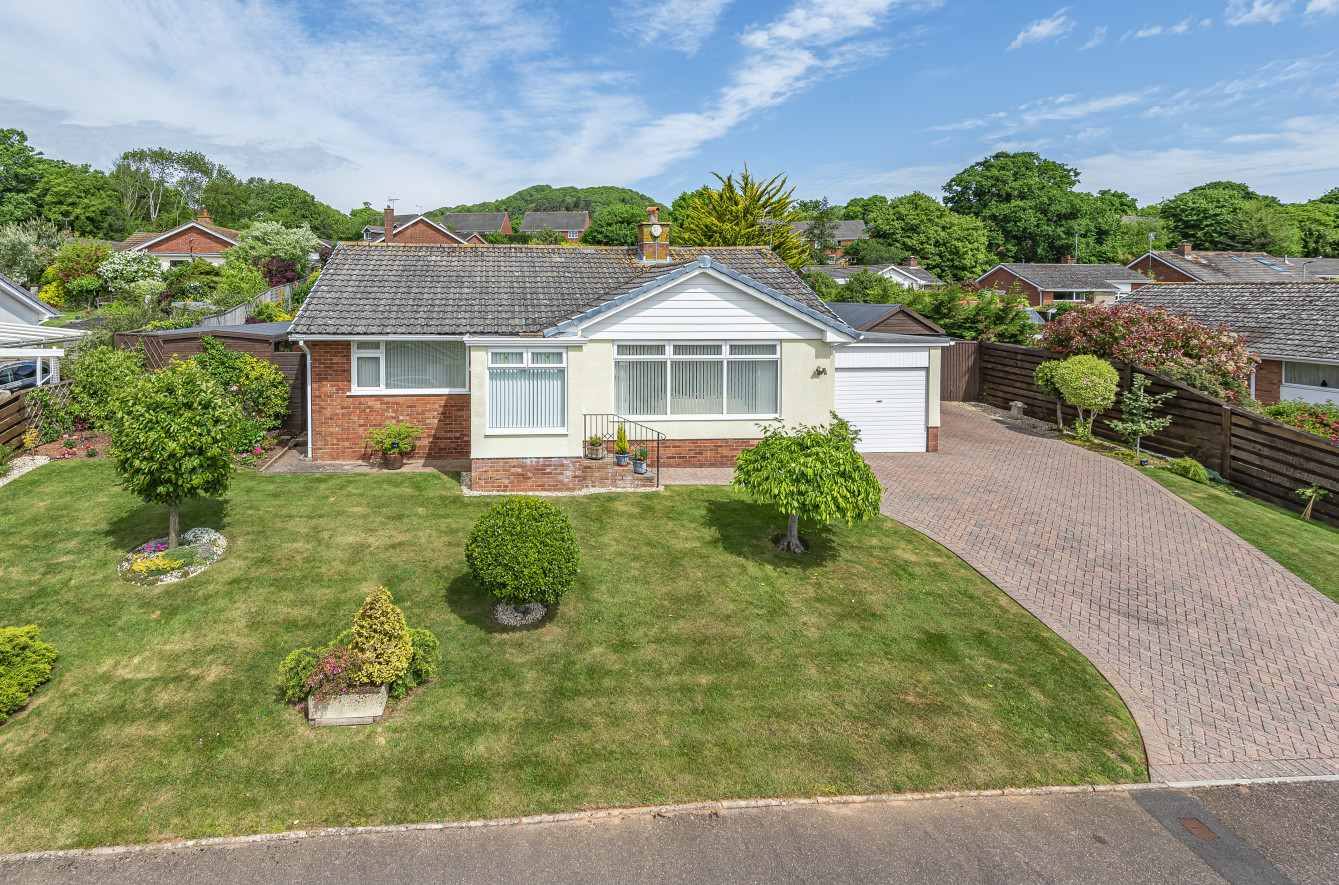 2 bedroom property for sale in Woolbrook Rise, Sidmouth, Devon, EX10