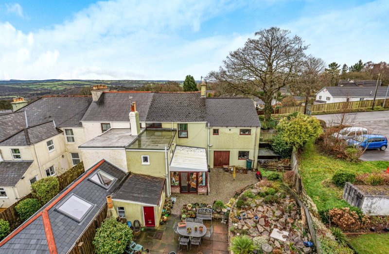 3 bedroom property for sale in Heath Terrace, Gunnislake, Cornwall