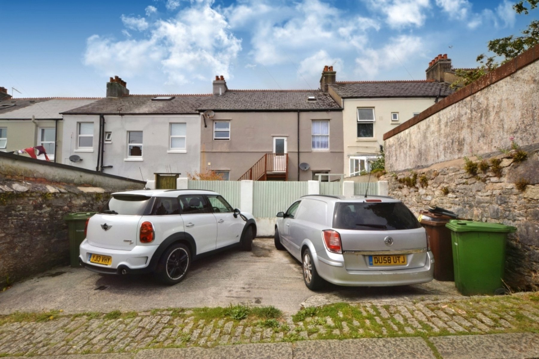 2 bedroom property for sale in Thornbury Park Avenue, Plymouth, Devon