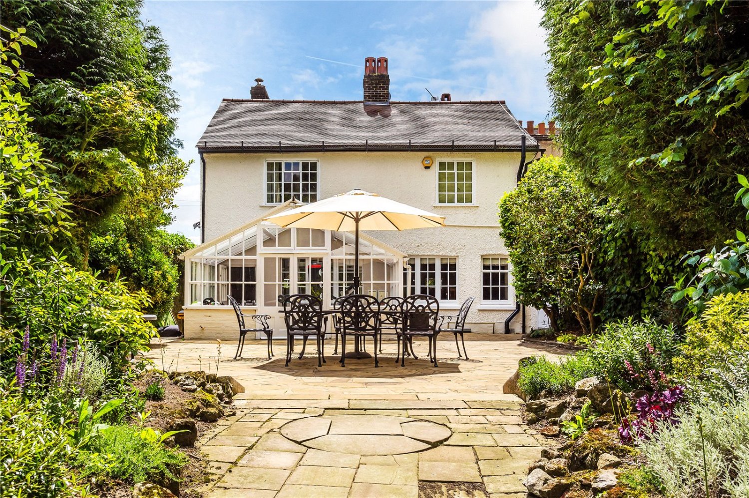 JacksonStops 5 bedroom property for sale in High Street, Bletchingley, Redhill, RH1 Guide