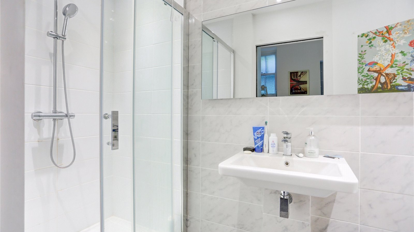 1 bedroom property for sale in Royal Crescent, Brighton, BN2 Guide