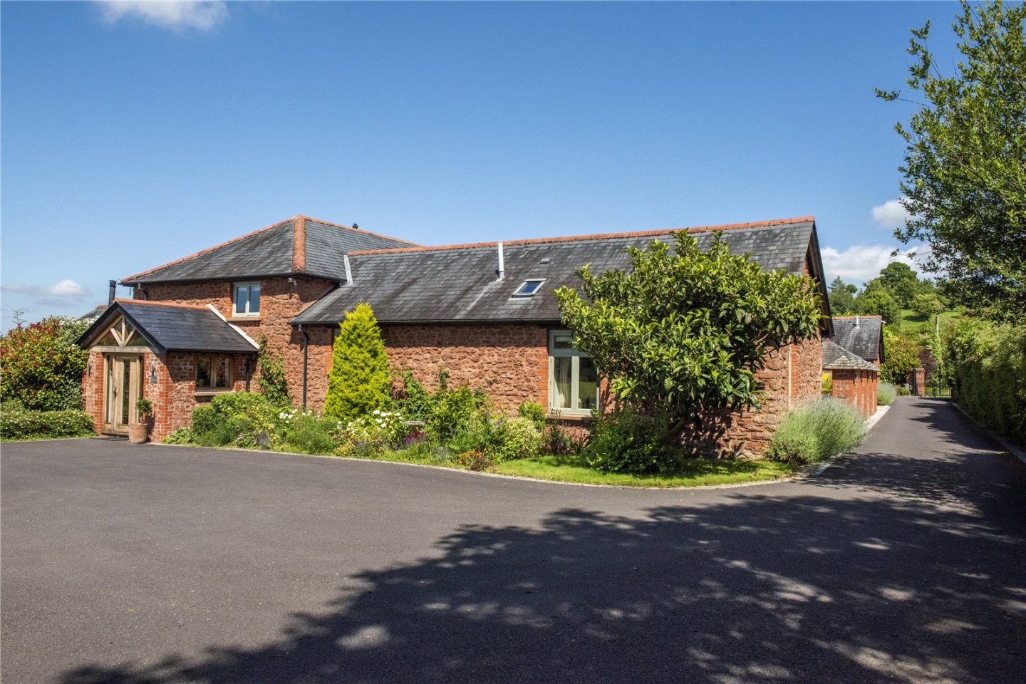 JacksonStops 6 bedroom property for sale in Cobhay, Milverton