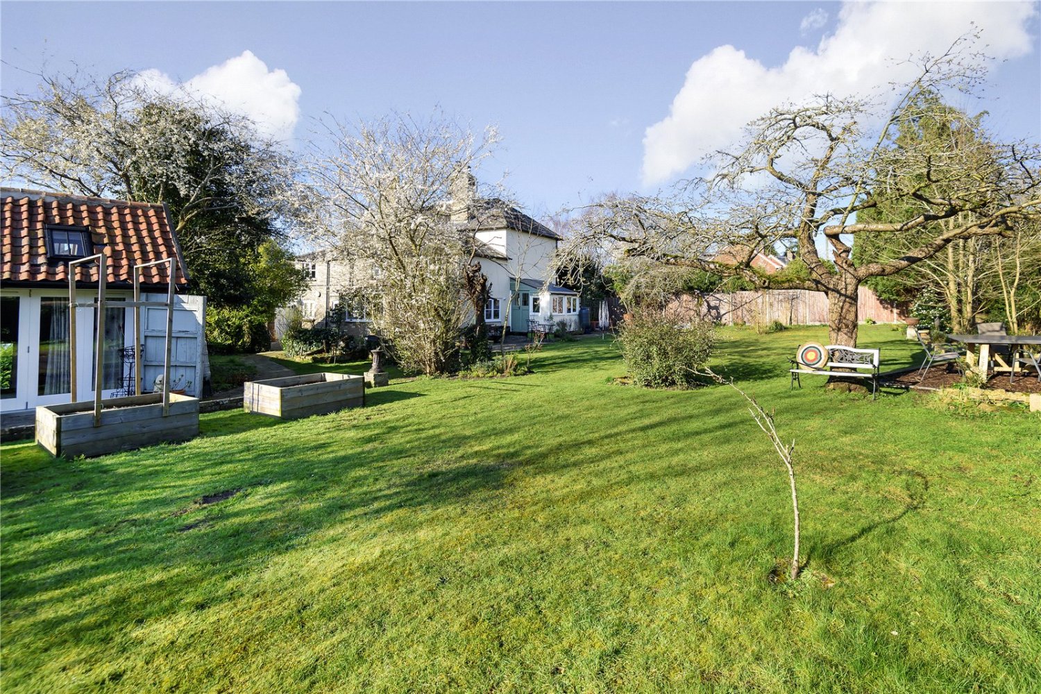 JacksonStops 5 bedroom property for sale in The Knowle, Upthorpe