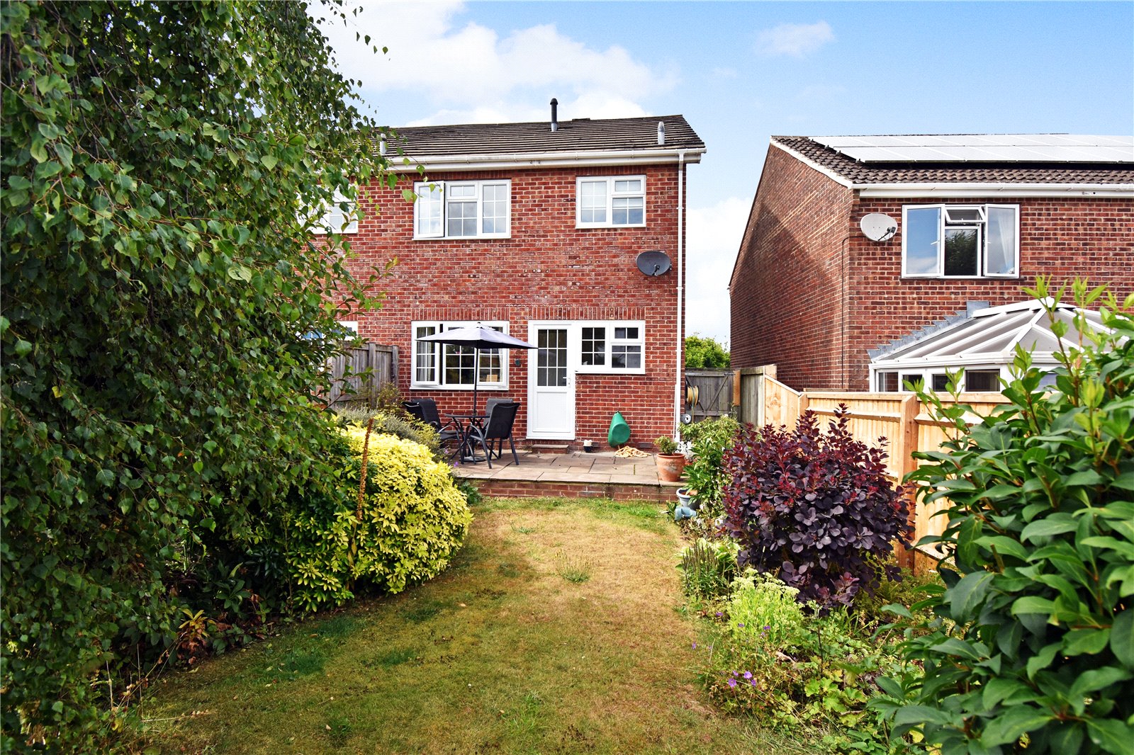 3 bedroom property for sale in Stonebridge Close, Marlborough