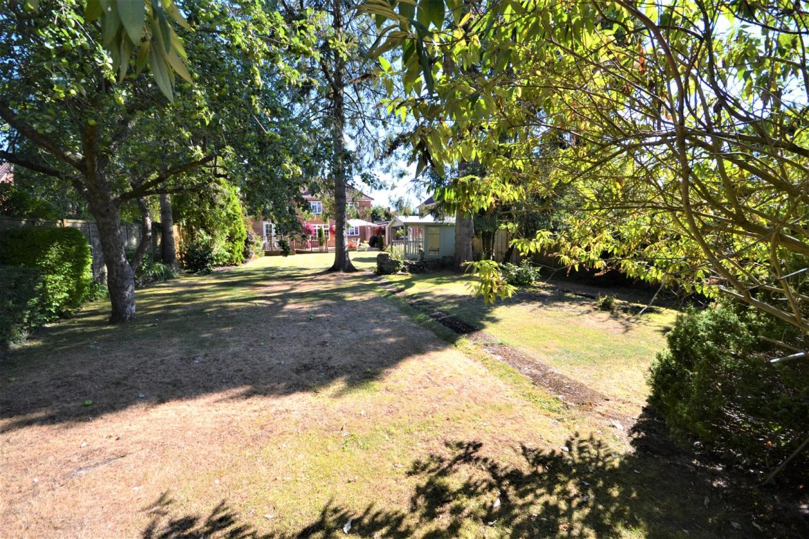 4 bedroom property for sale in Pans Lane, Devizes £725,000