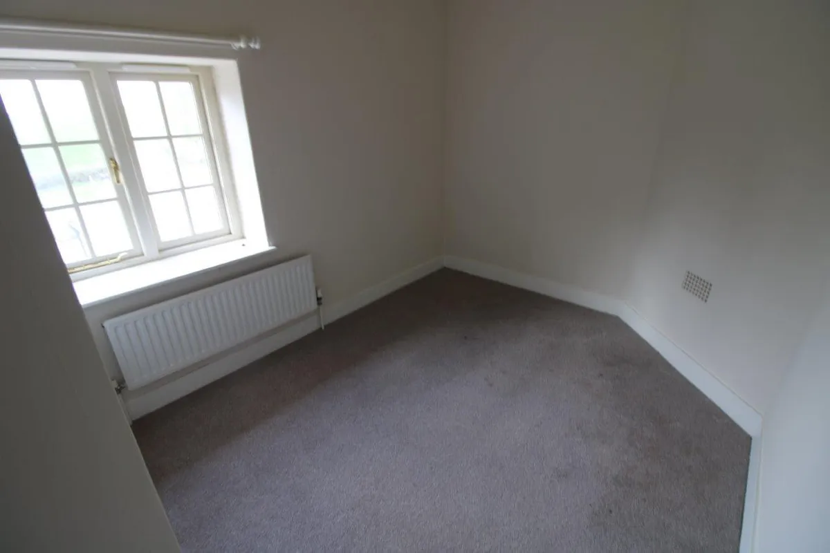 PARK FARM COTTAGE. LITTLE PONTON, GRANTHAM