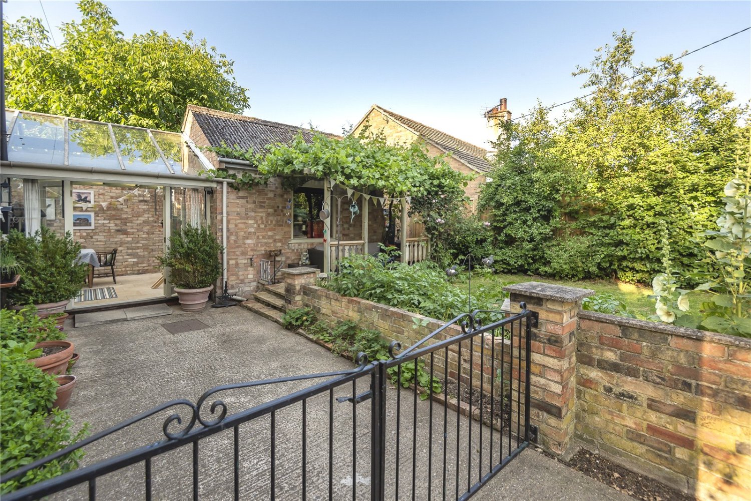 JacksonStops 3 bedroom property for sale in High Street, Wicken, Ely