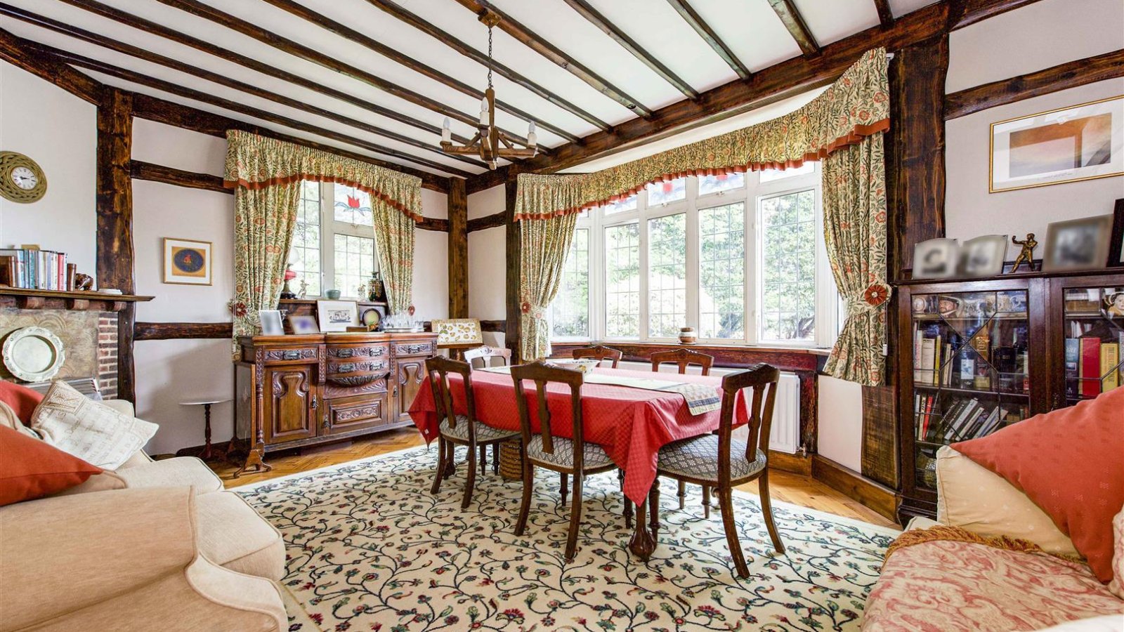 4 bedroom property for sale in Blossom Way, North Hillingdon £1,400,000