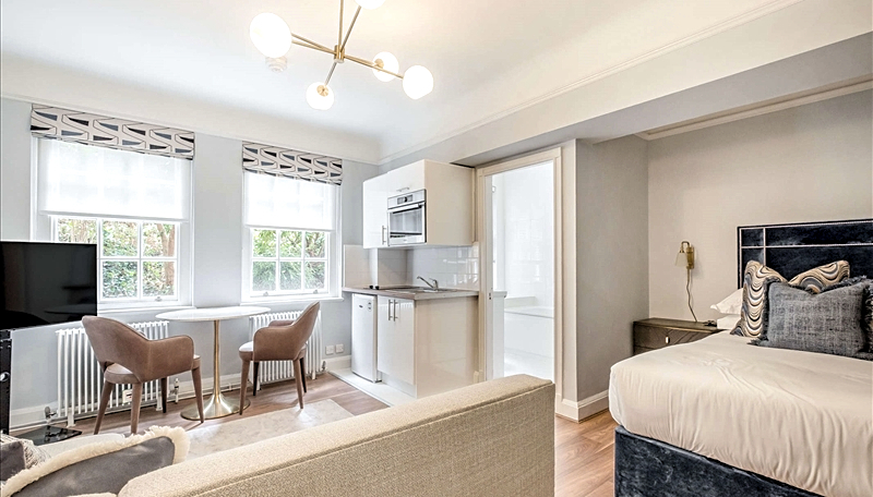 Luxury Studio Apartment To Let  Garden Views  Porter Service  SW3 Image 4