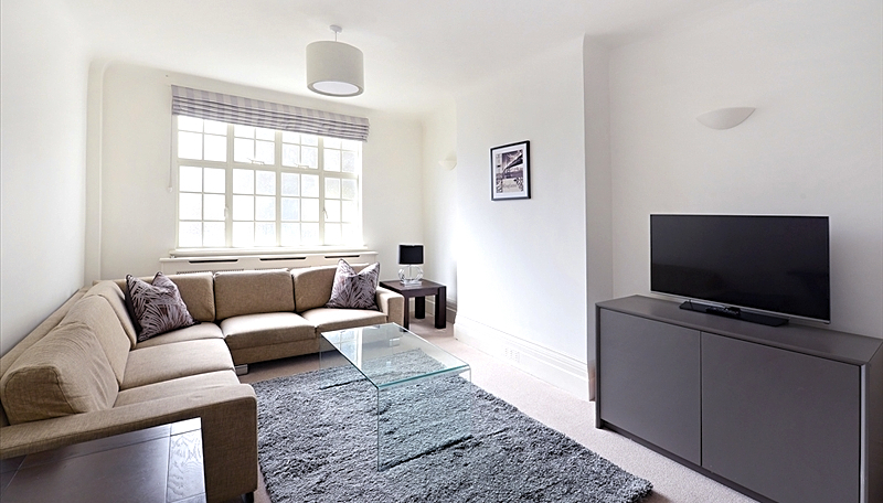 Newly Refurbished  Five Bedroom Apartment  To Let  Strathmore Court  St Johns Wood  NW8 Image 2