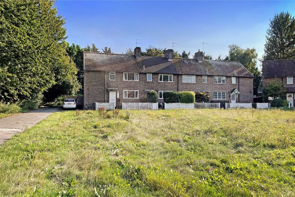 3 bedroom property for sale in Rodney Crescent, Ford, Arundel, BN18 £