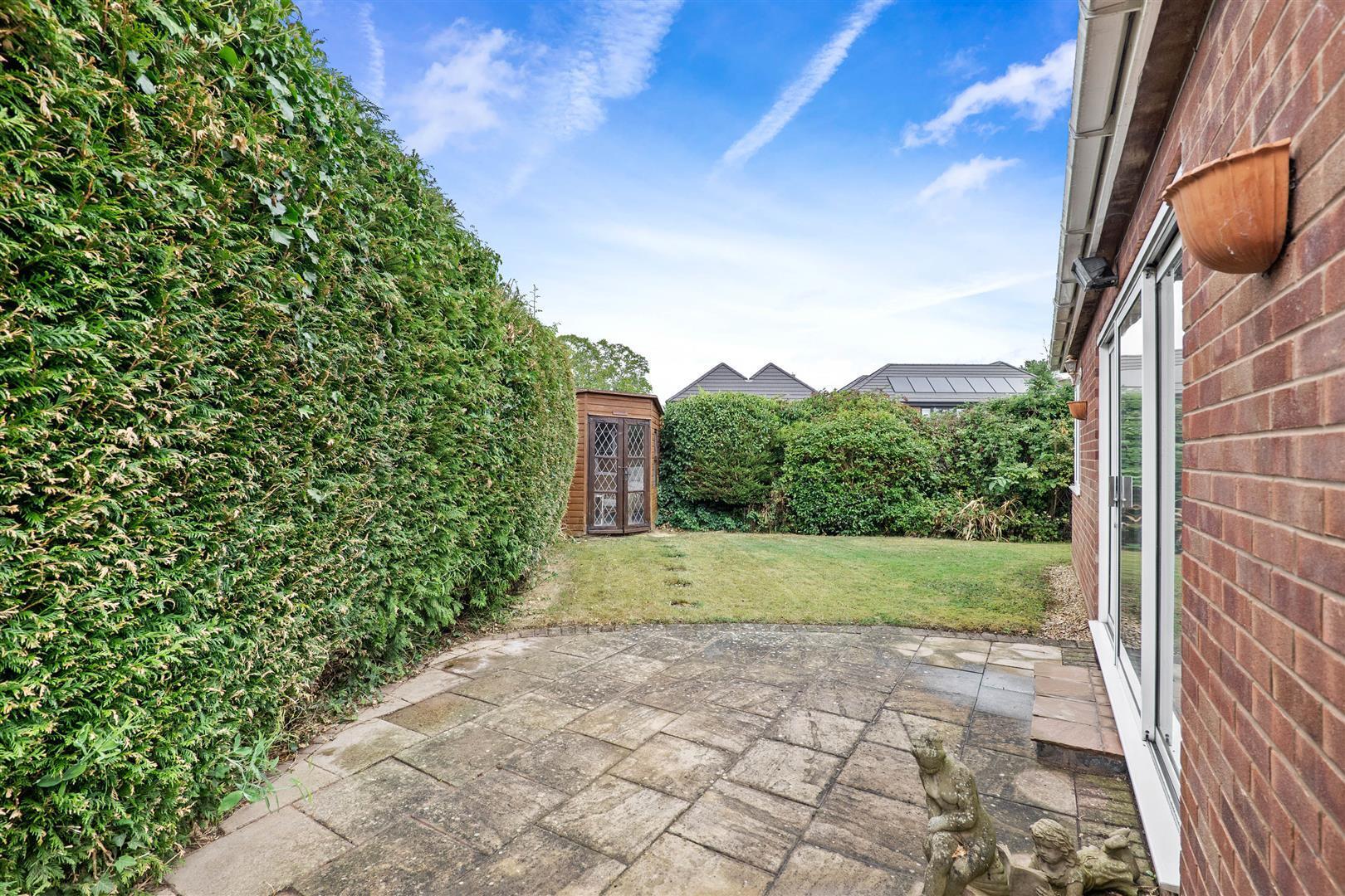 3 bedroom property for sale in Peachley Gardens, Lower Broadheath