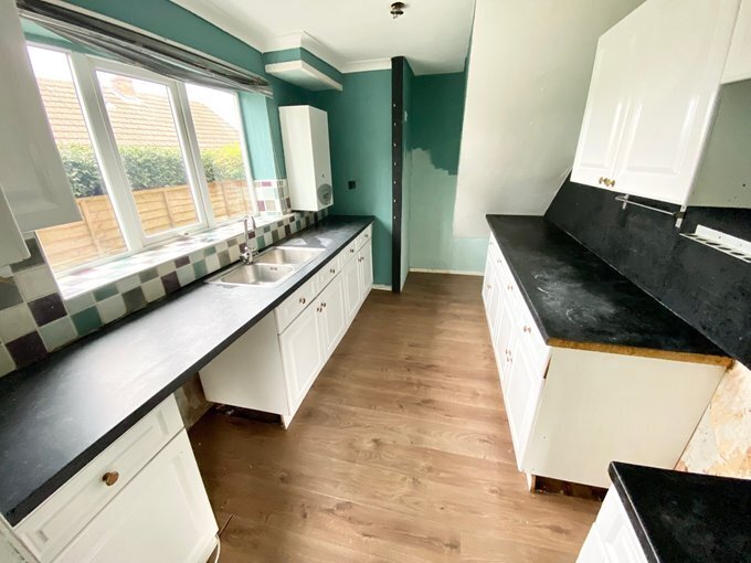 3 bedroom property for sale in Staple Flat, Lickey End, Bromsgrove, B60