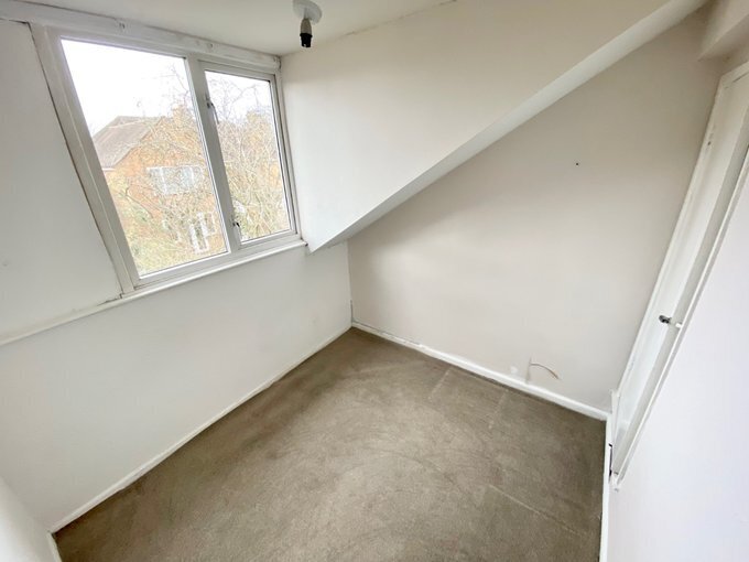 3 bedroom property for sale in Staple Flat, Lickey End, Bromsgrove, B60