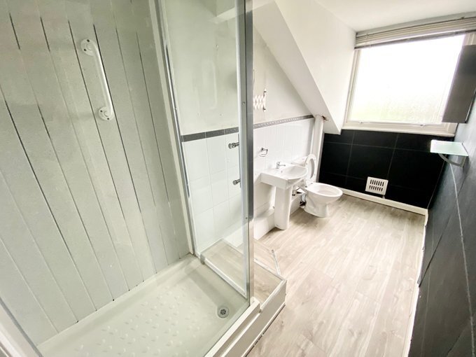 3 bedroom property for sale in Staple Flat, Lickey End, Bromsgrove, B60