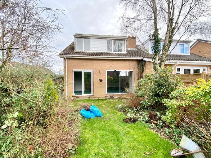 3 bedroom property for sale in Staple Flat, Lickey End, Bromsgrove, B60