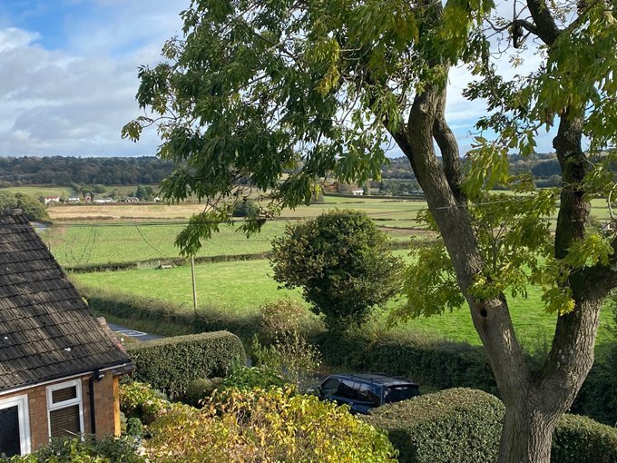 3 bedroom property for sale in Staple Flat, Lickey End, Bromsgrove, B60