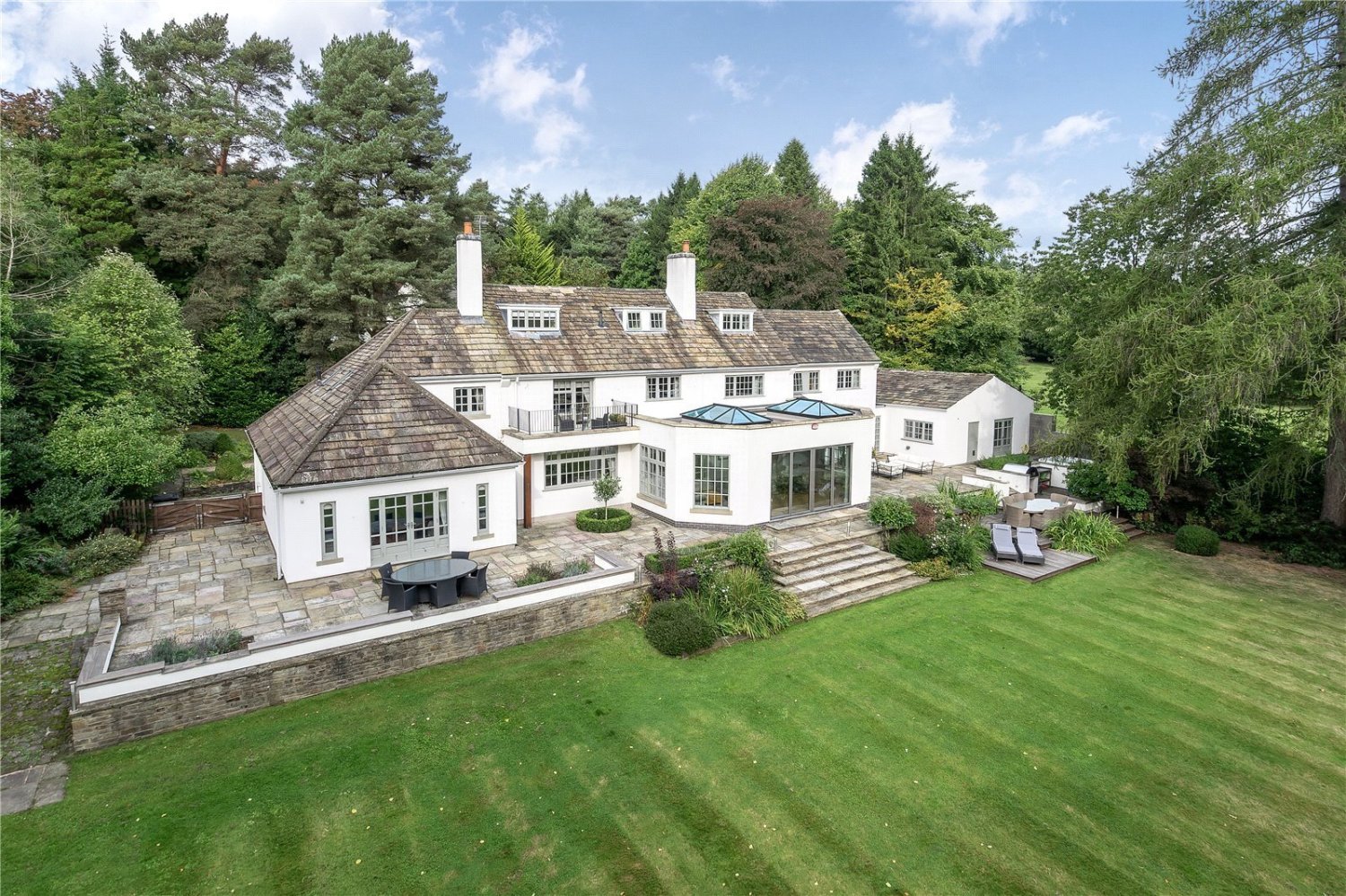 JacksonStops 6 bedroom property for sale in Castle Hill, Prestbury