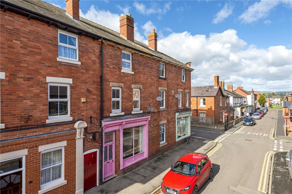 2 bedroom property for sale in Market Street, Craven Arms, Shropshire
