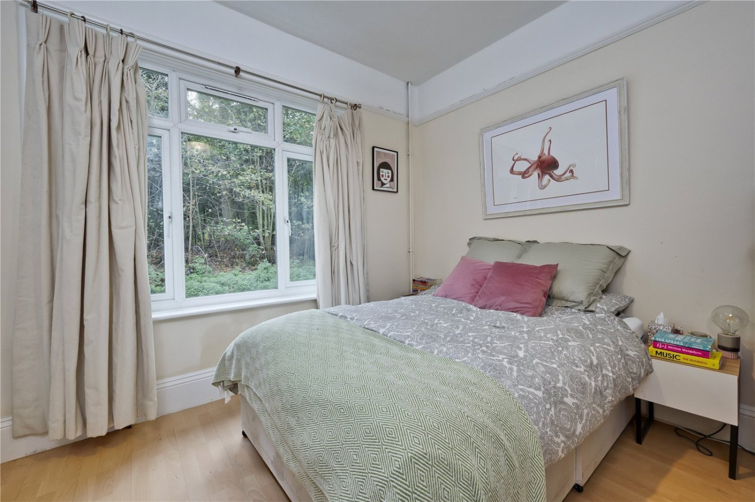 JacksonStops 2 bedroom property to let in Pyrford Common Road