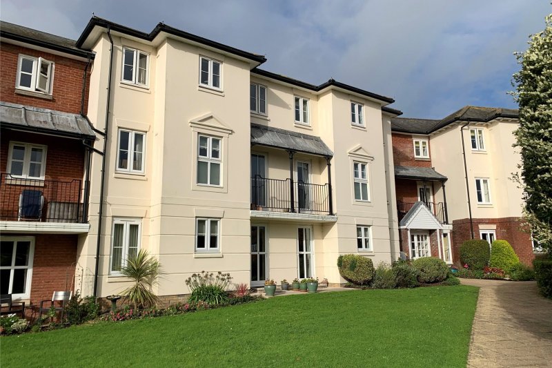 2 bedroom property for sale in Anchorage Way, Lymington, Hampshire