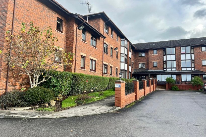 Lower Robin Hood Lane, Helsby, Frodsham 1 bedroom retirement property