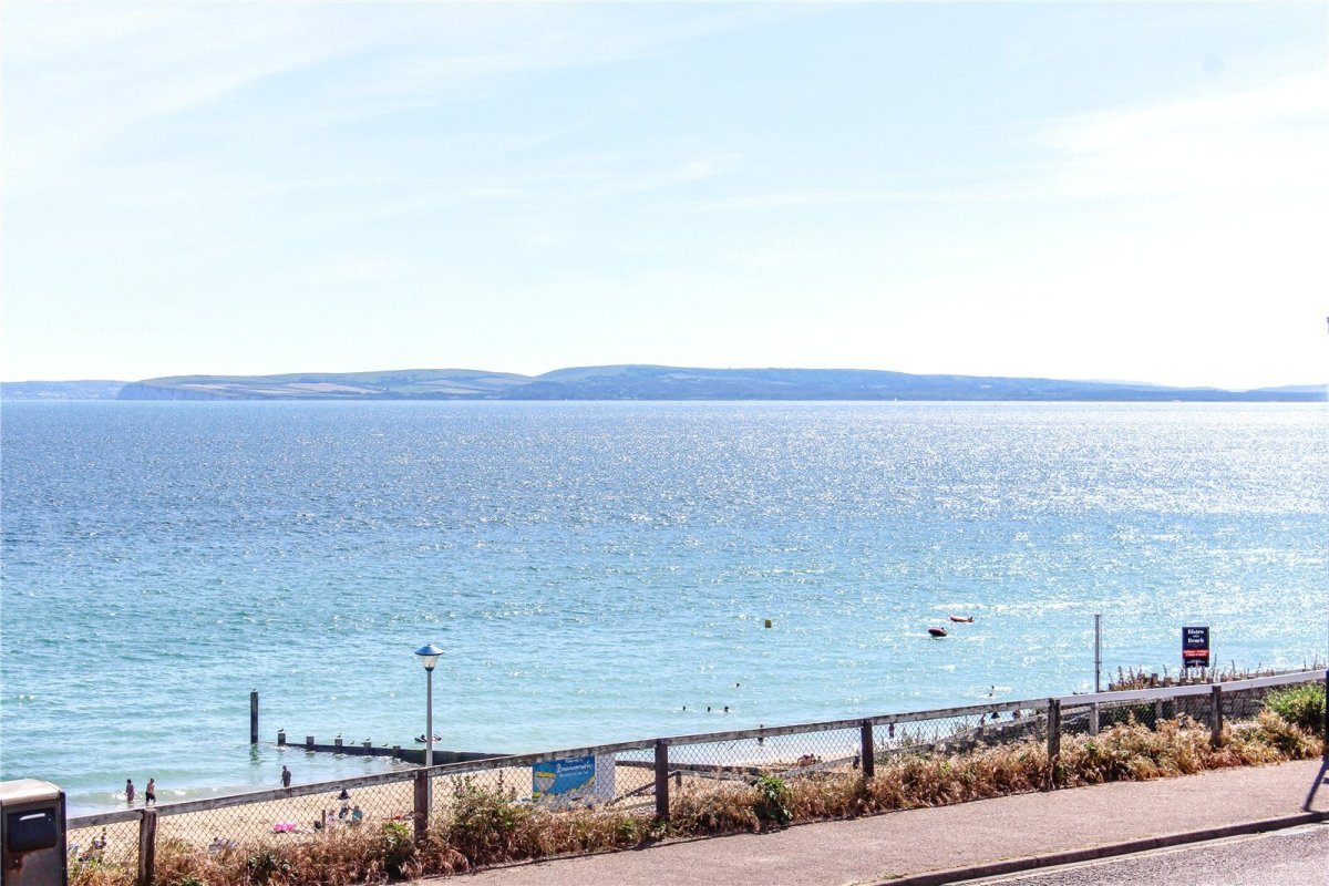 3 bedroom property for sale in Clear Waters, 1 Southbourne Coast Road