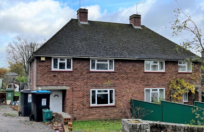 Chiltern Close, BERKHAMSTED 3 bedroom house Brown & Merry