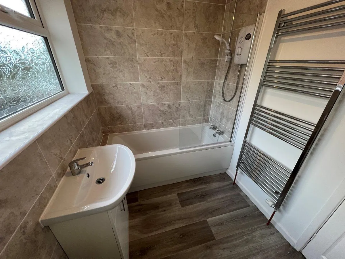 HAZELWOOD CRESCENT, ASFORDBY, MELTON MOWBRAY