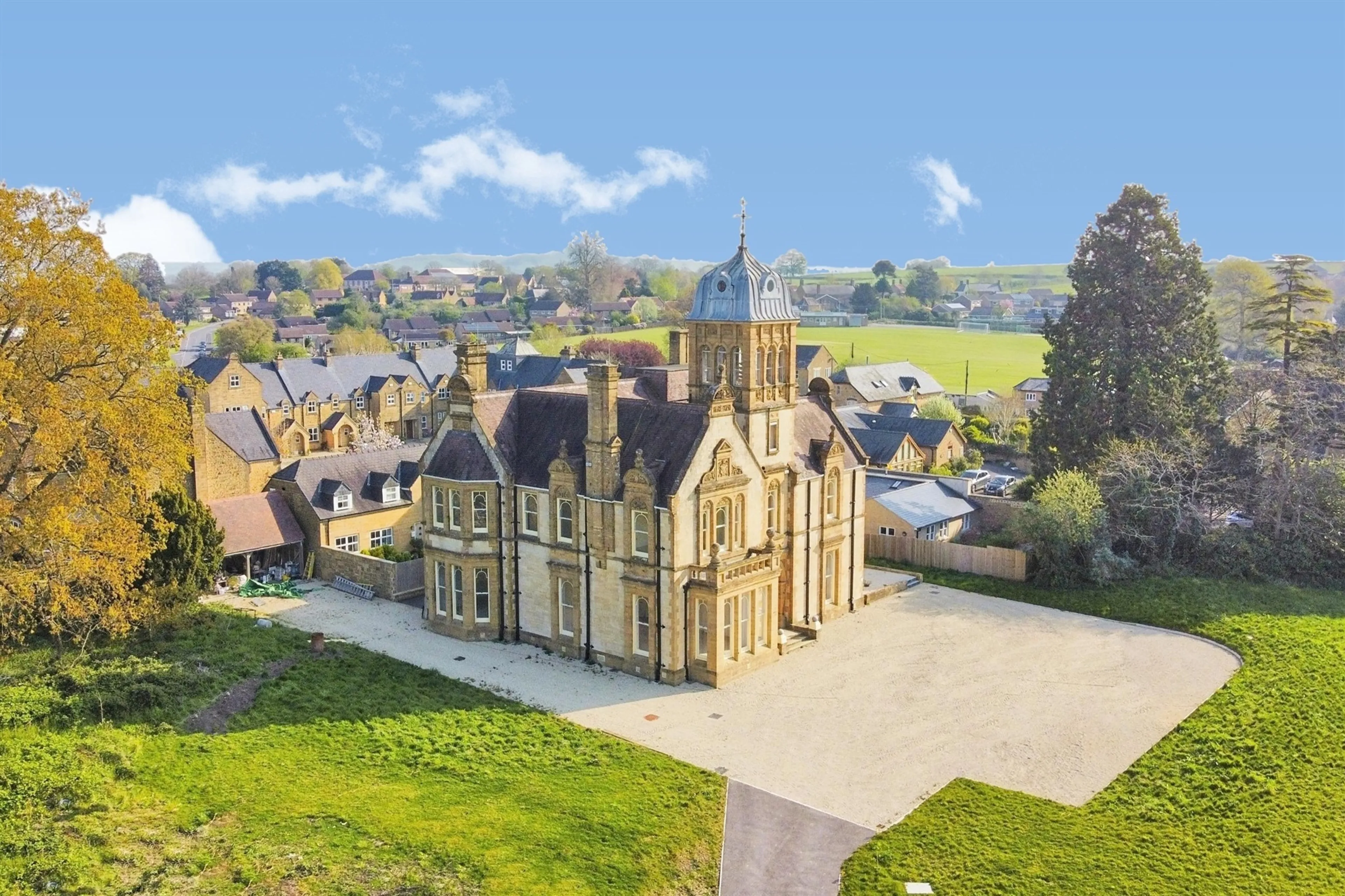 Property at Priorygate Court, Castle Cary