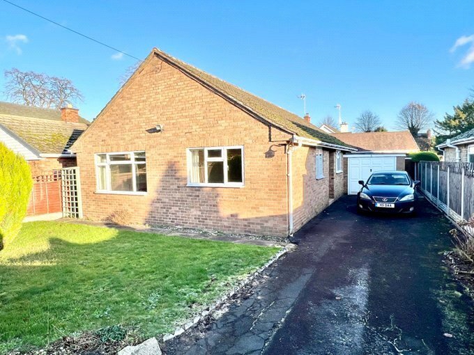 2 bedroom property for sale in Moor Hall Lane, StourportonSevern