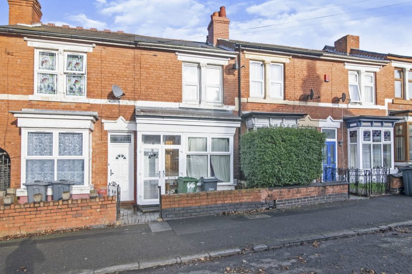 3 bedroom property for sale in Reginald Road, Smethwick £195,000