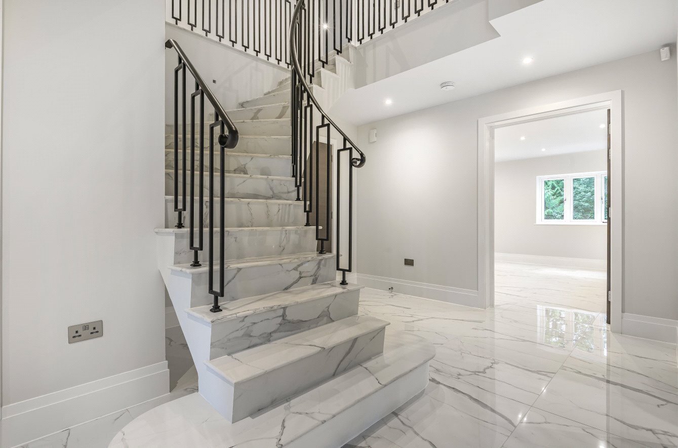 JacksonStops 5 bedroom property for sale in Church Road, Aspley