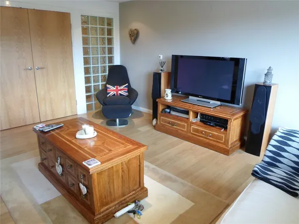 Penstone Court, Chandlery Way, Cardif...