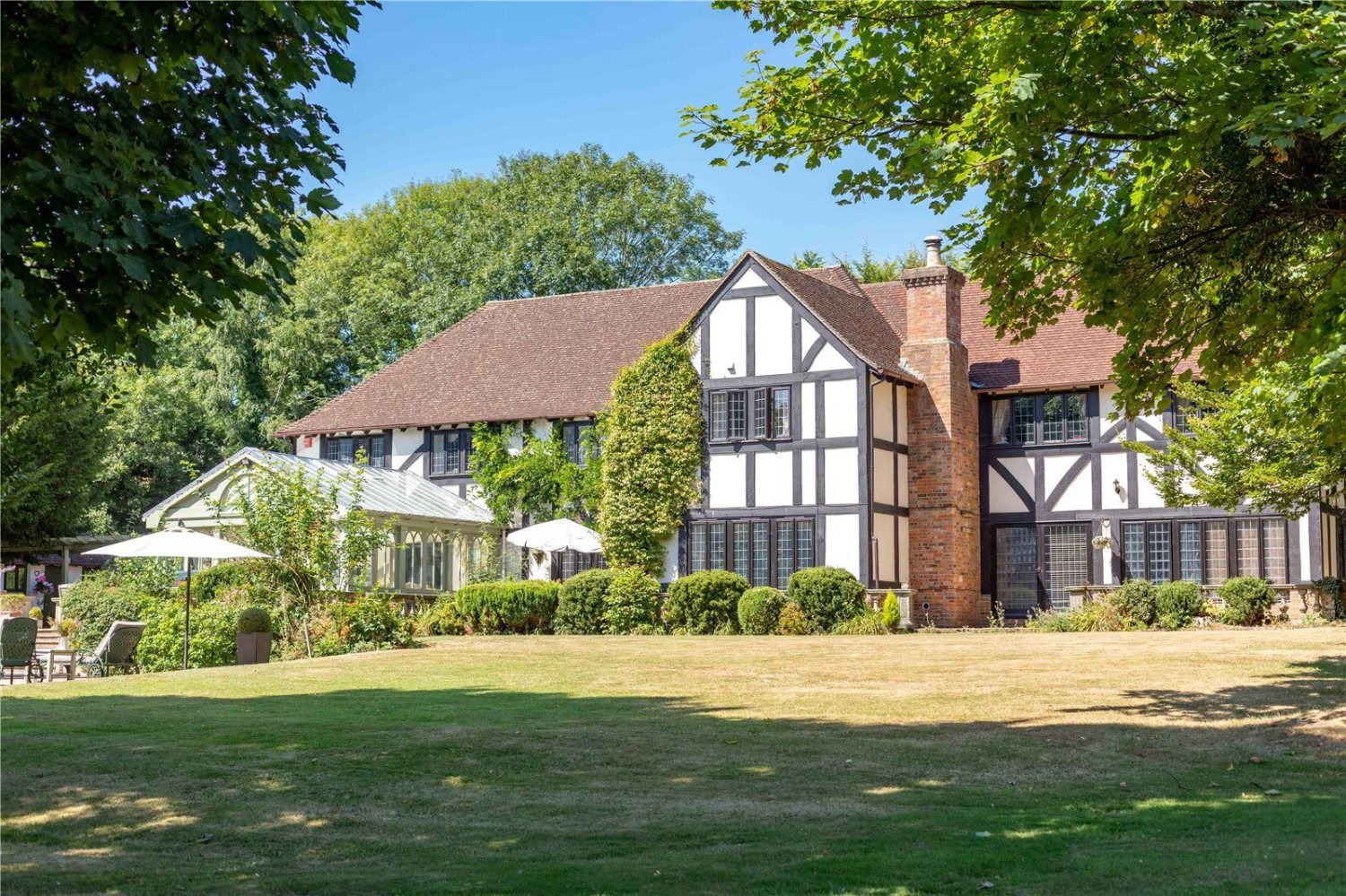 JacksonStops 5 bedroom property for sale in School Lane, Nutley