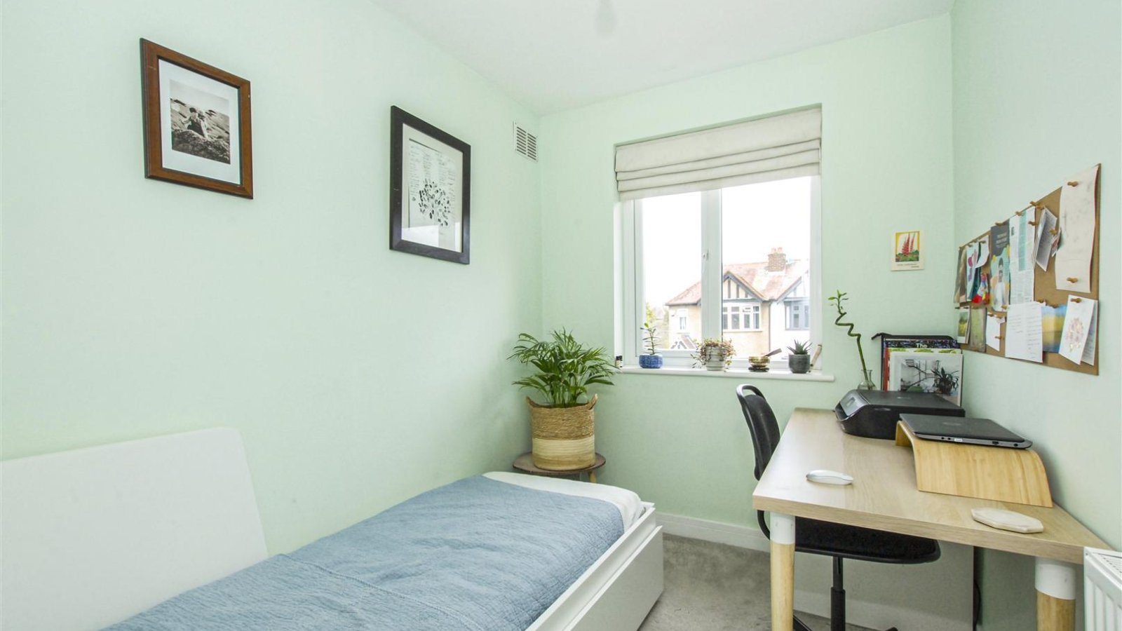 3 bedroom property for sale in Burnham Avenue, Ickenham £627,000