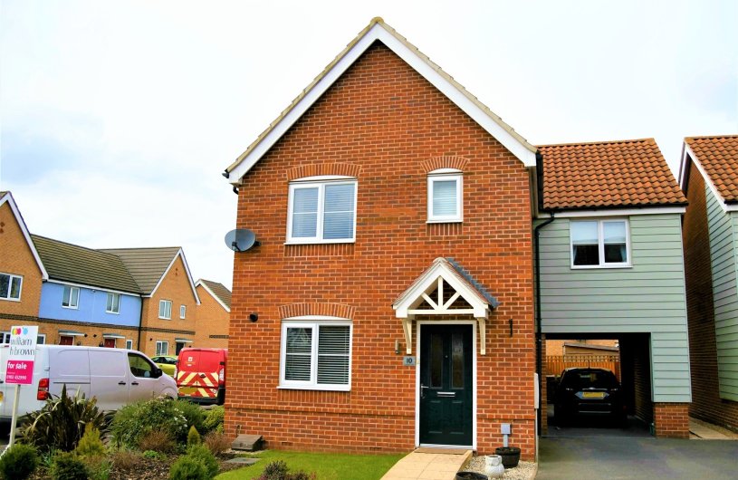 Tortoiseshell Drive, Attleborough 4 bedroom detached house William
