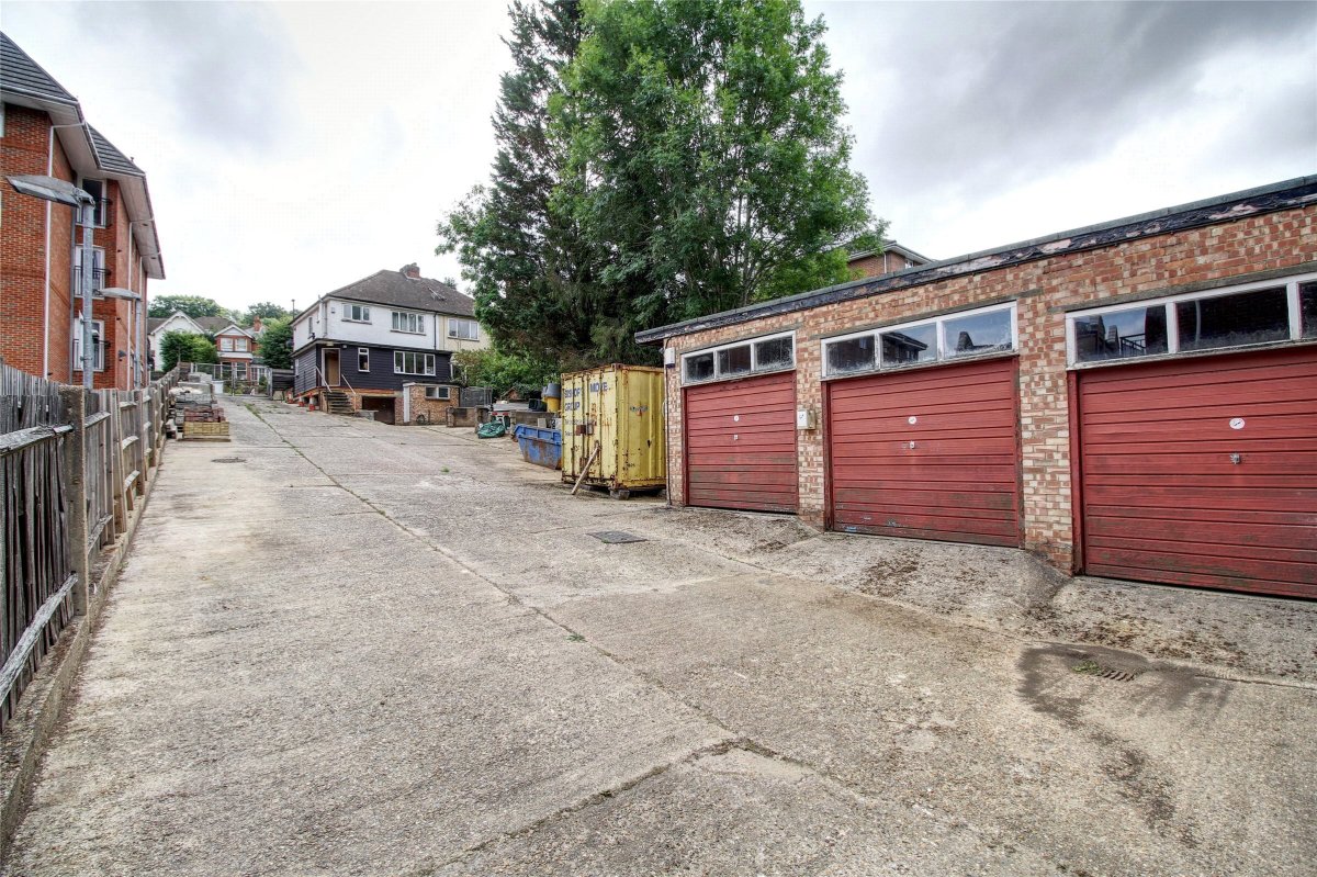 property for sale in Croydon Road, Caterham, Surrey, CR3 Price on
