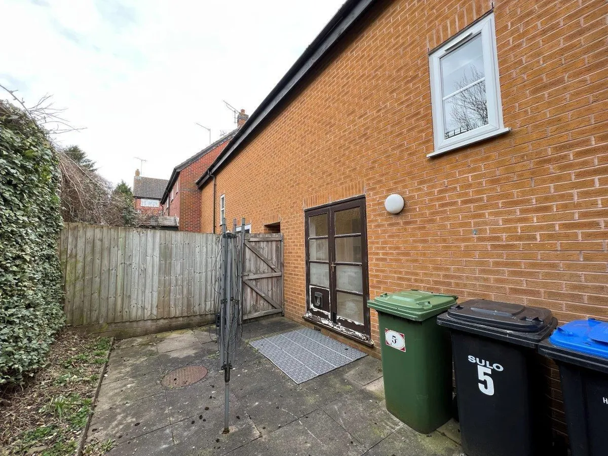 WHITE HART CLOSE, BILLESDON, LEICESTER