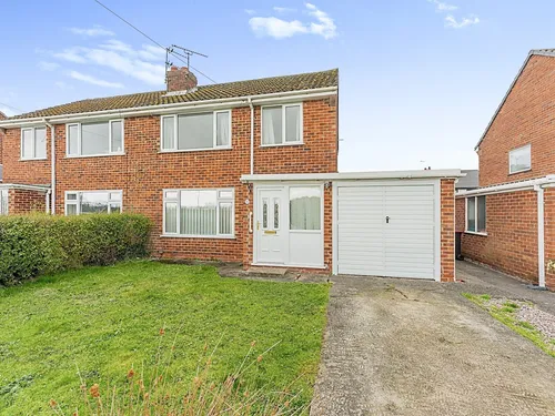 Woodsome Drive, Whitby, Ellesmere Portphoto