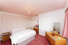 Woodsome Drive, Whitby, Ellesmere Port