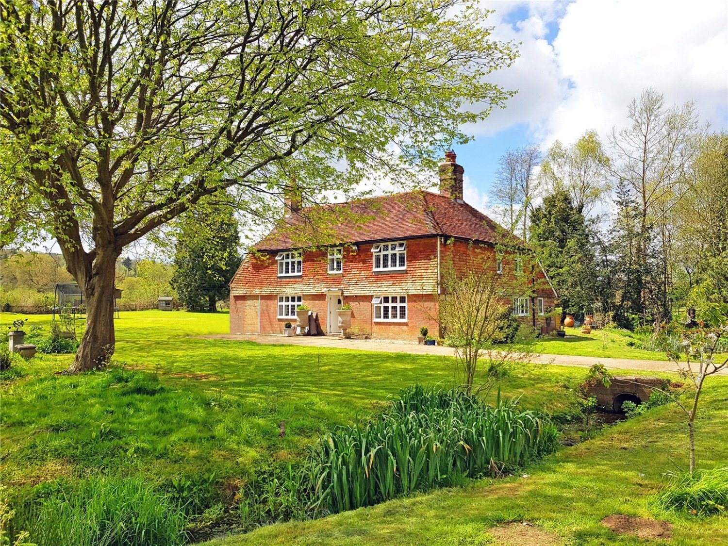 JacksonStops 4 bedroom property for sale in Bateman's Lane, Burwash