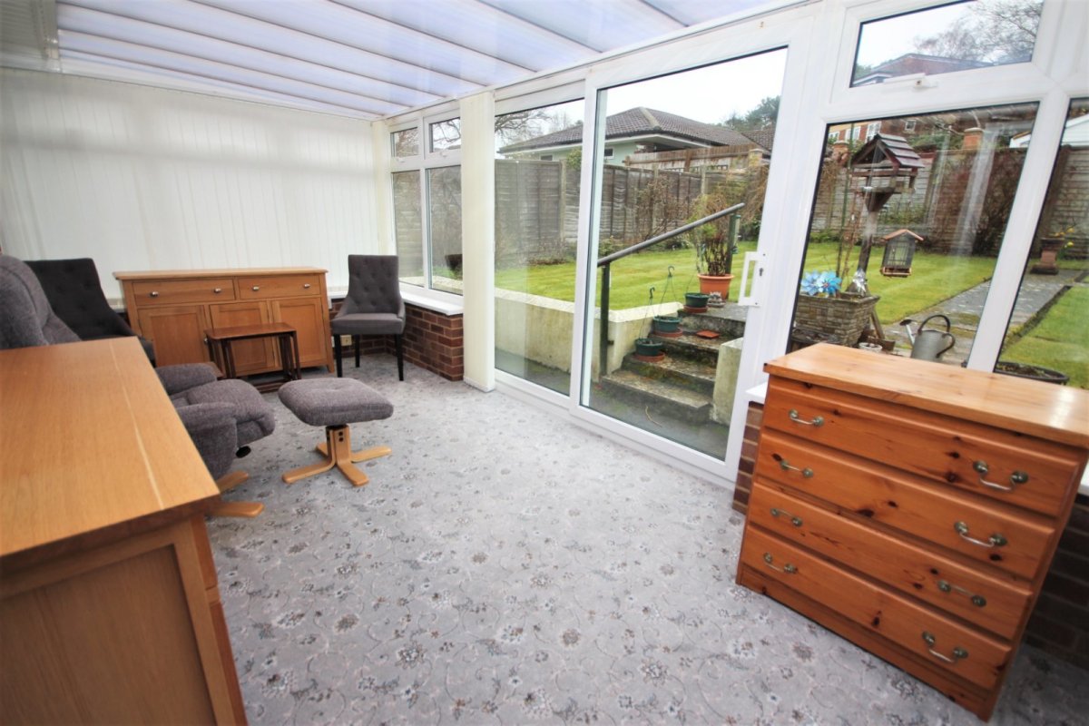 2 bedroom property for sale in Kirkway, Broadstone, Dorset, BH18 £450,000