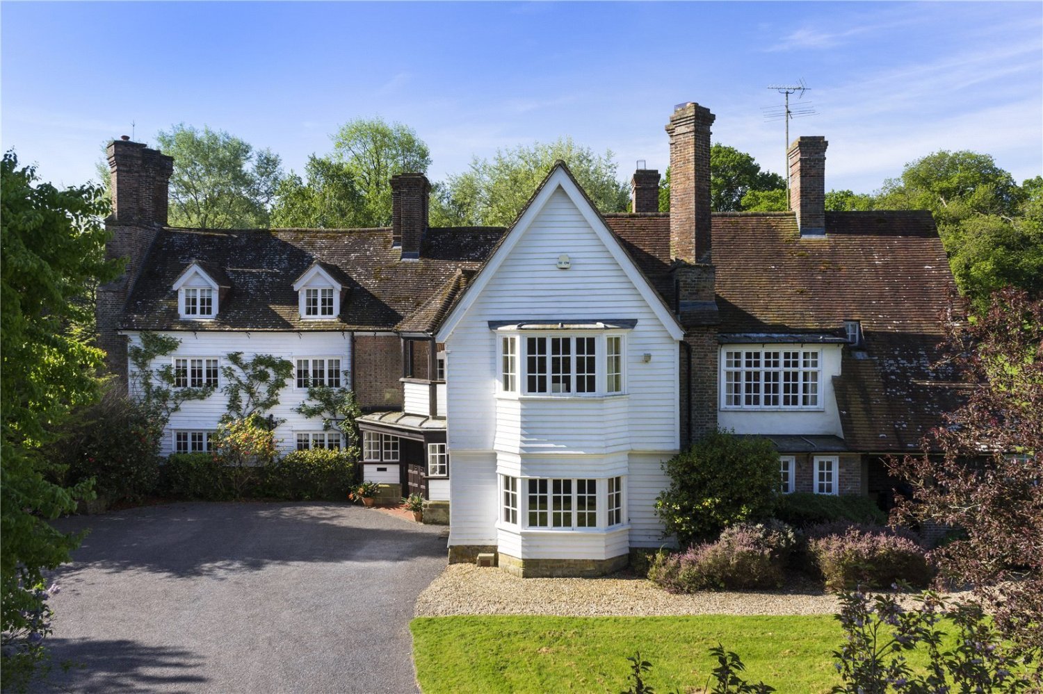 JacksonStops 7 bedroom property for sale in East Mascalls Lane