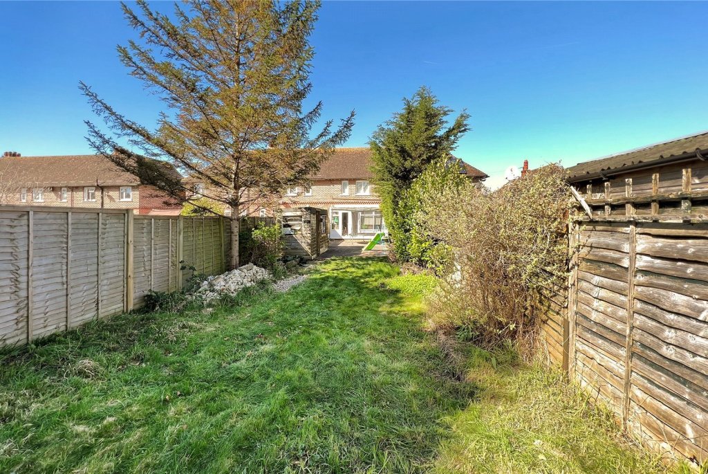 2 bedroom property for sale in Palmer Road, Angmering, BN16 Offers