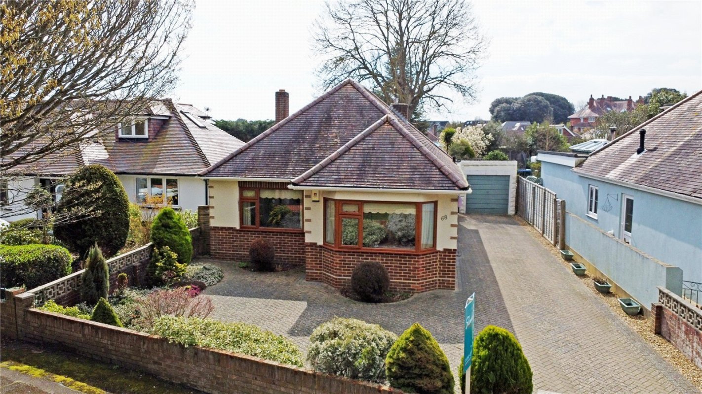 2 bedroom property for sale in Wick Lane, Wick, Bournemouth, BH6 £700,000