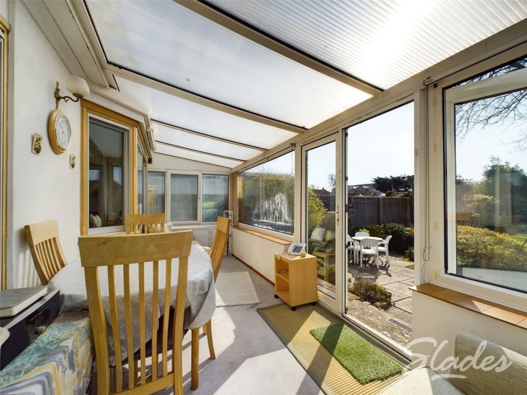 2 bedroom property for sale in Wick Lane, Wick, Bournemouth, BH6 £700,000