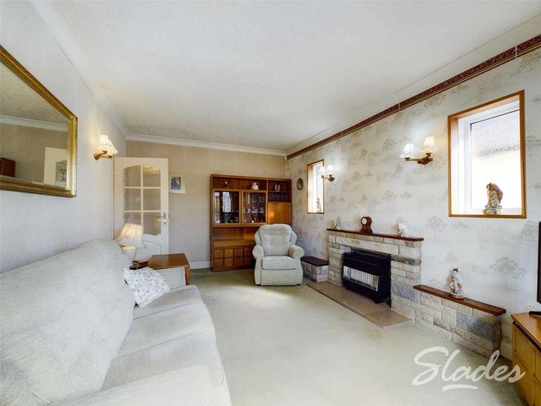 2 bedroom property for sale in Wick Lane, Wick, Bournemouth, BH6 £700,000