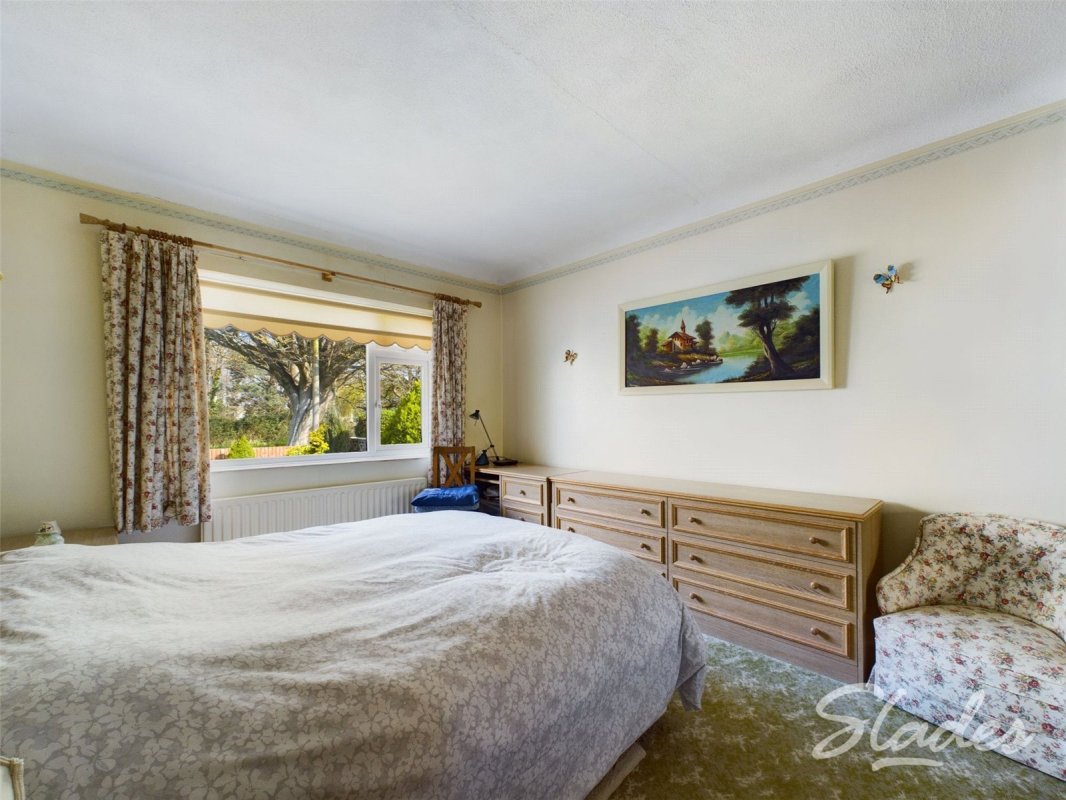 2 bedroom property for sale in Wick Lane, Wick, Bournemouth, BH6 £700,000