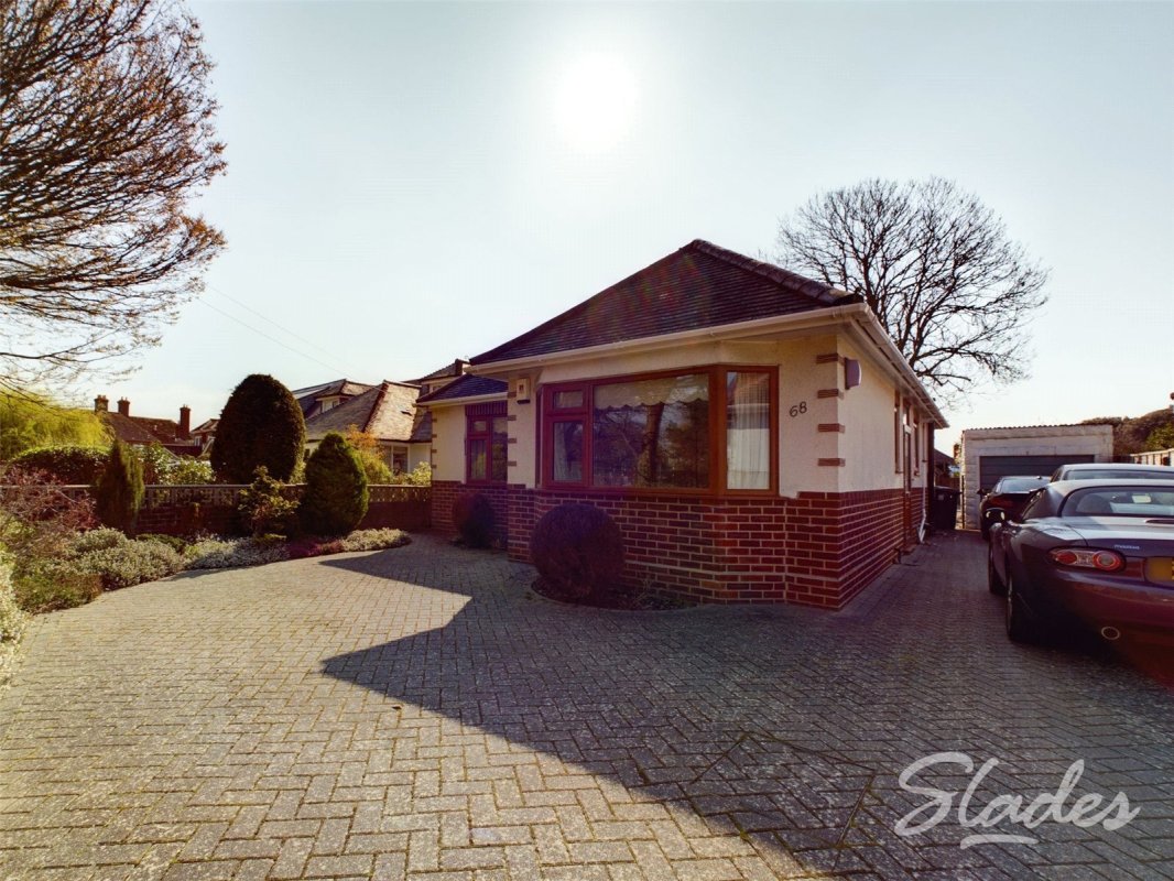 2 bedroom property for sale in Wick Lane, Wick, Bournemouth, BH6 £700,000